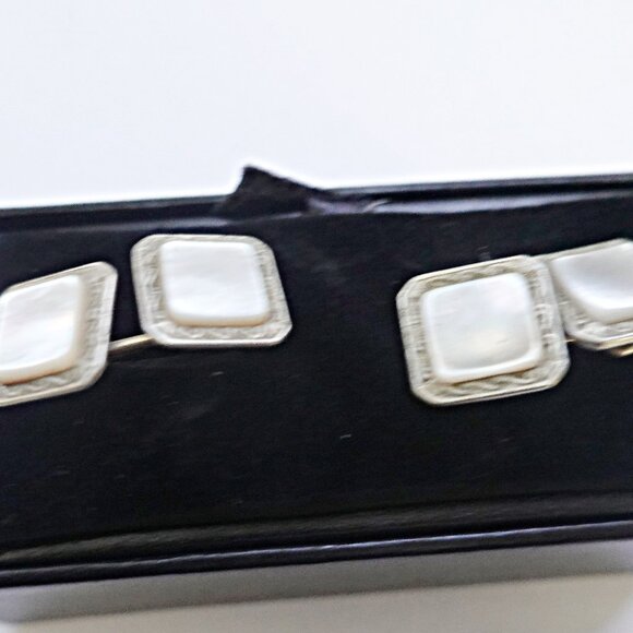 Antique Chain Link Mother of Pearl Shell Cufflinks - Picture 2 of 3